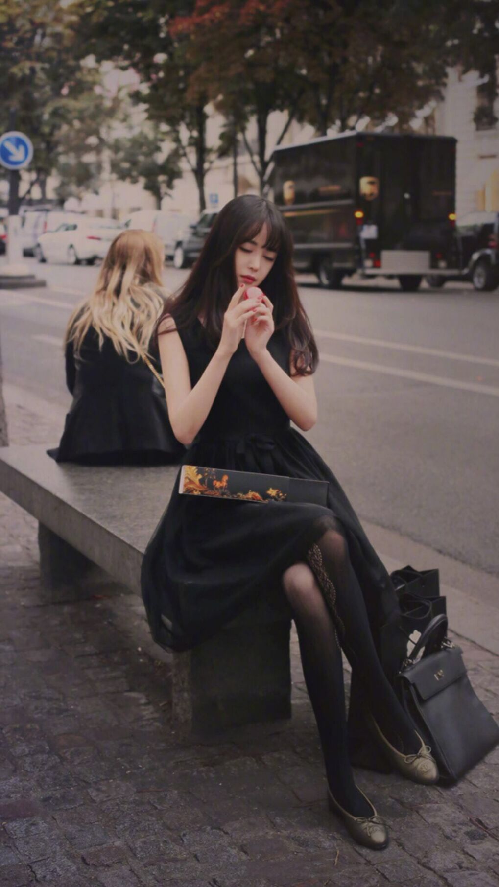 1974年西德队内讧：解析贝肯鲍尔与主帅的分权博弈，如何催生了“权力足球”。